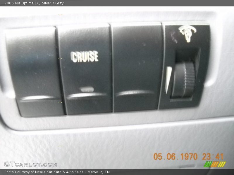 Silver / Gray 2006 Kia Optima LX