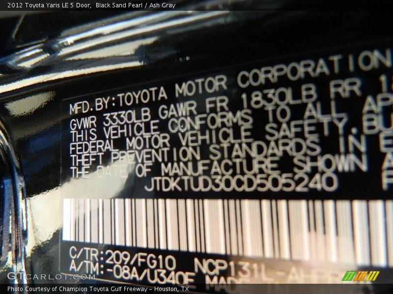 Black Sand Pearl / Ash Gray 2012 Toyota Yaris LE 5 Door