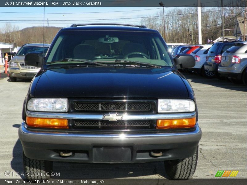 Onyx Black / Graphite 2001 Chevrolet Blazer LT 4x4