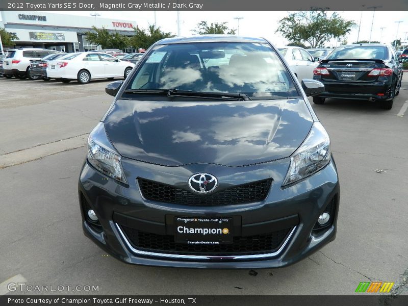 Magnetic Gray Metallic / Dark Gray 2012 Toyota Yaris SE 5 Door