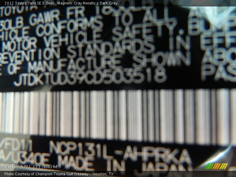 Magnetic Gray Metallic / Dark Gray 2012 Toyota Yaris SE 5 Door