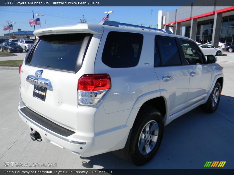 Blizzard White Pearl / Beige 2012 Toyota 4Runner SR5