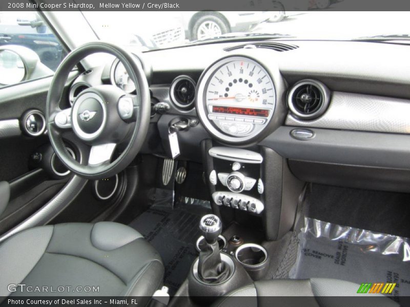 Mellow Yellow / Grey/Black 2008 Mini Cooper S Hardtop