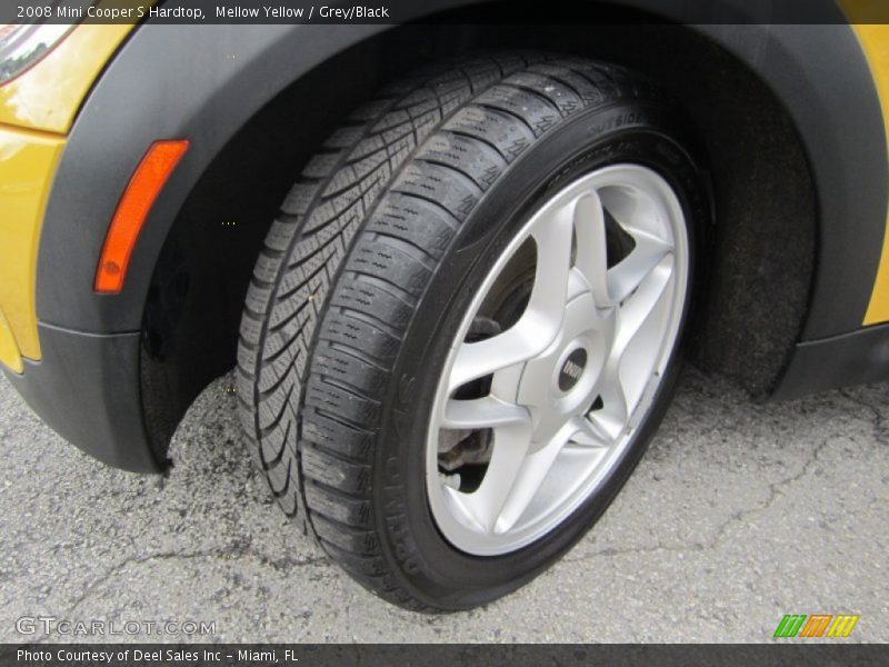 Mellow Yellow / Grey/Black 2008 Mini Cooper S Hardtop