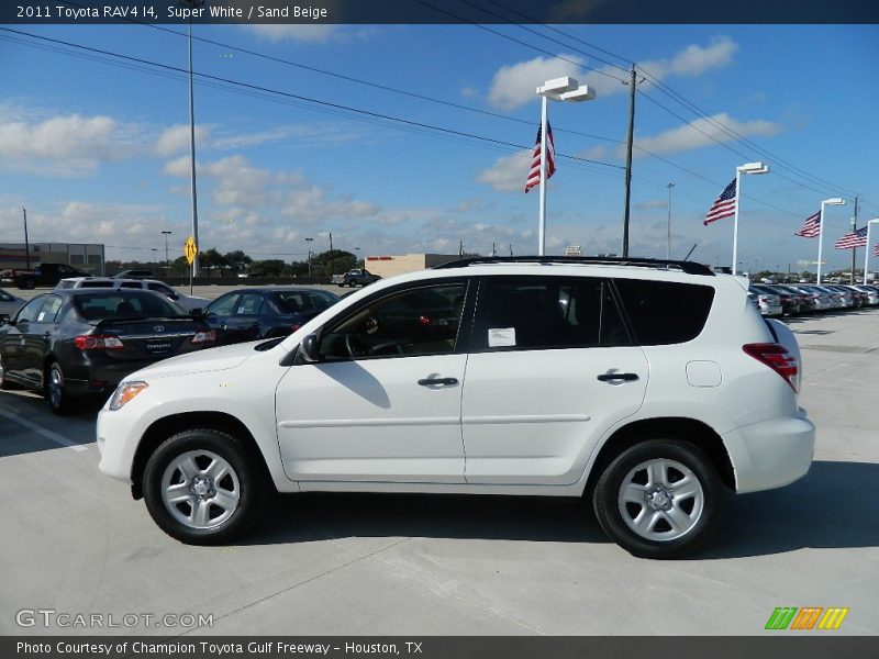 Super White / Sand Beige 2011 Toyota RAV4 I4