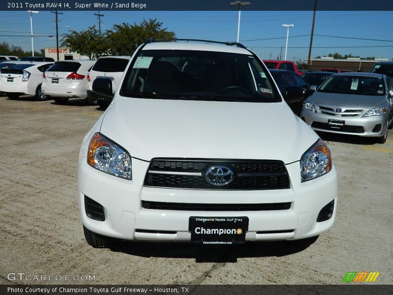 Super White / Sand Beige 2011 Toyota RAV4 I4