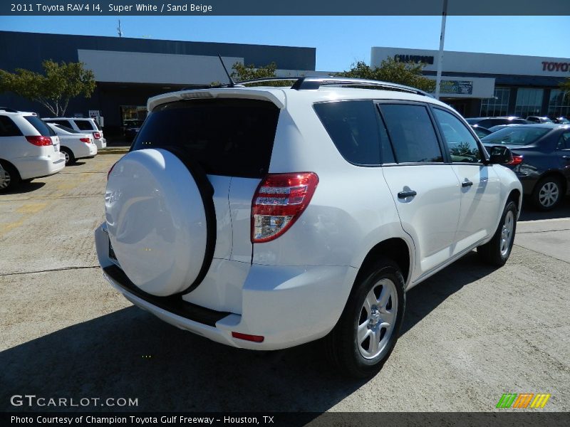 Super White / Sand Beige 2011 Toyota RAV4 I4