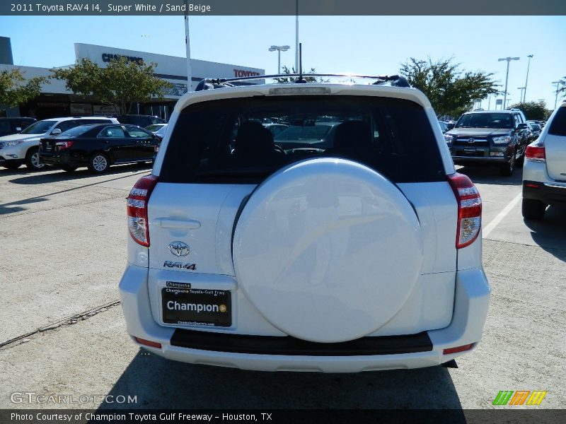 Super White / Sand Beige 2011 Toyota RAV4 I4