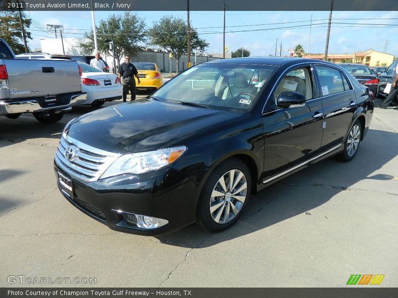 Black / Ivory 2011 Toyota Avalon Limited