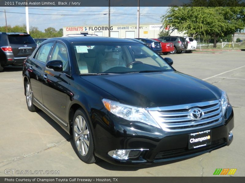 Black / Ivory 2011 Toyota Avalon Limited