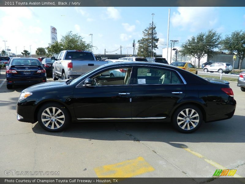Black / Ivory 2011 Toyota Avalon Limited