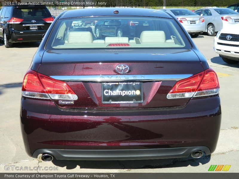 Sizzling Crimson Mica / Ivory 2011 Toyota Avalon Limited