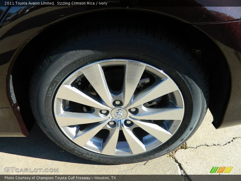 Sizzling Crimson Mica / Ivory 2011 Toyota Avalon Limited