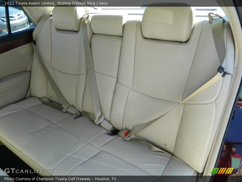 Sizzling Crimson Mica / Ivory 2011 Toyota Avalon Limited