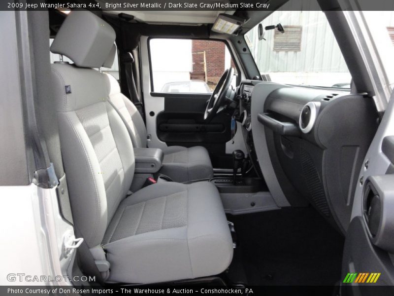 Bright Silver Metallic / Dark Slate Gray/Medium Slate Gray 2009 Jeep Wrangler Sahara 4x4