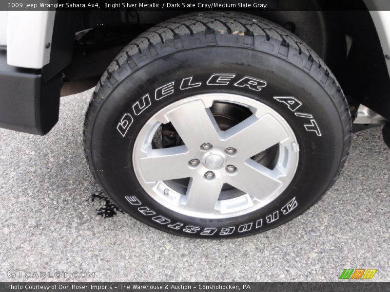 Bright Silver Metallic / Dark Slate Gray/Medium Slate Gray 2009 Jeep Wrangler Sahara 4x4