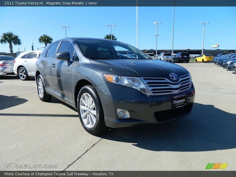 Magnetic Gray Metallic / Ivory 2011 Toyota Venza I4