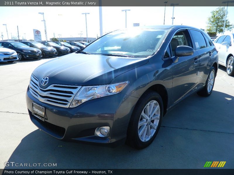 Magnetic Gray Metallic / Ivory 2011 Toyota Venza I4