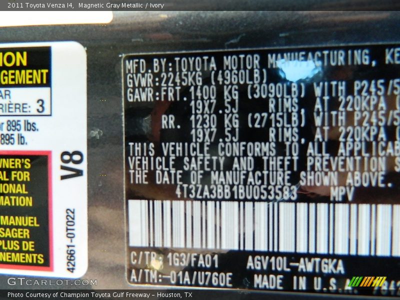 Magnetic Gray Metallic / Ivory 2011 Toyota Venza I4