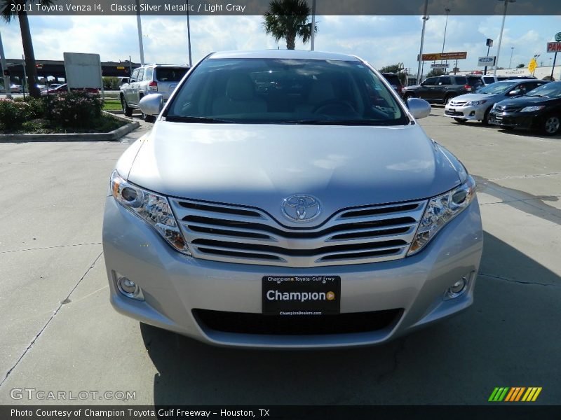Classic Silver Metallic / Light Gray 2011 Toyota Venza I4