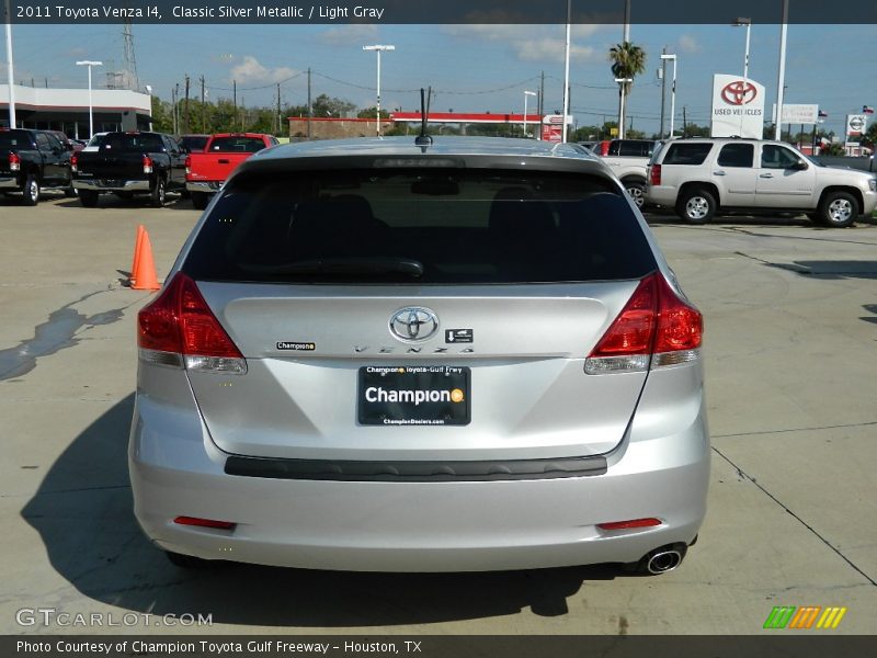 Classic Silver Metallic / Light Gray 2011 Toyota Venza I4