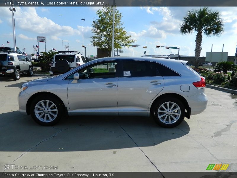 Classic Silver Metallic / Light Gray 2011 Toyota Venza I4