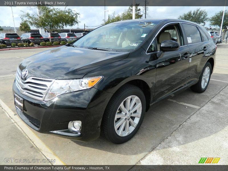 Black / Ivory 2011 Toyota Venza I4