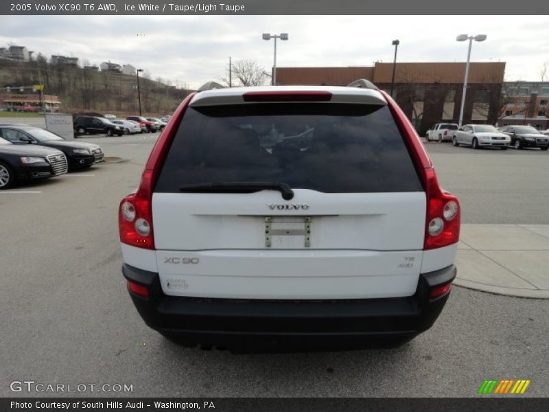 Ice White / Taupe/Light Taupe 2005 Volvo XC90 T6 AWD