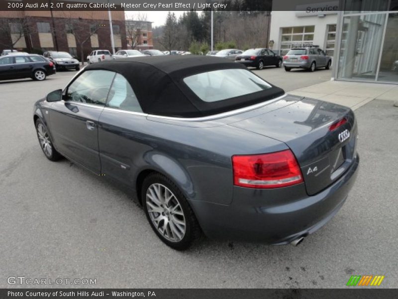 Meteor Grey Pearl Effect / Light Grey 2009 Audi A4 2.0T quattro Cabriolet