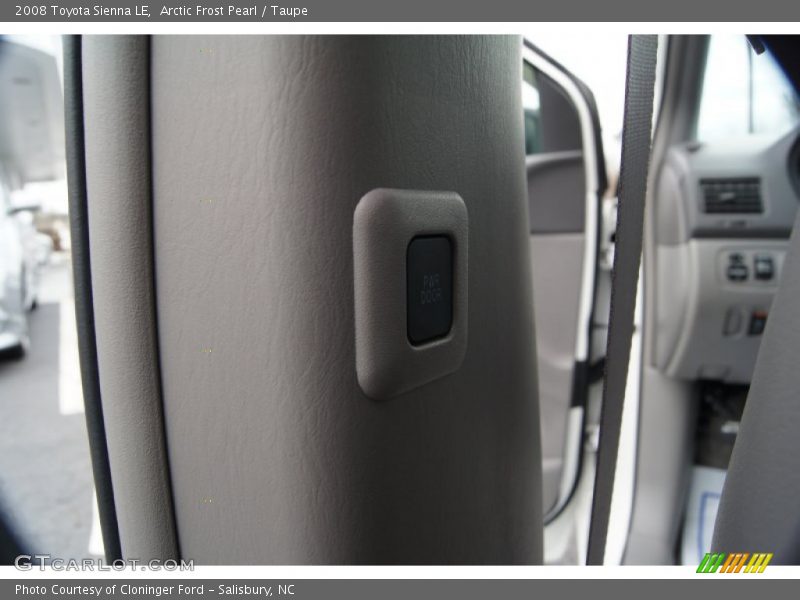 Arctic Frost Pearl / Taupe 2008 Toyota Sienna LE