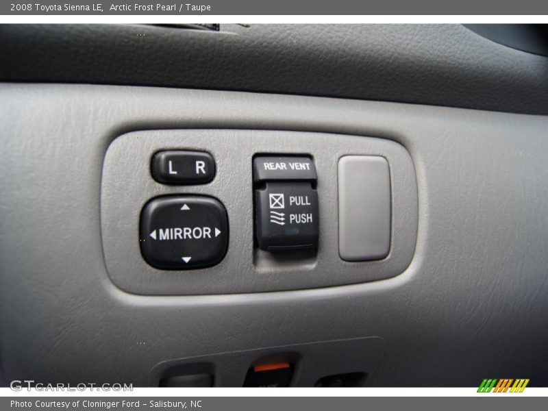 Arctic Frost Pearl / Taupe 2008 Toyota Sienna LE