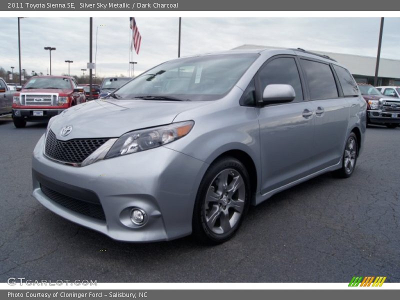 Silver Sky Metallic / Dark Charcoal 2011 Toyota Sienna SE