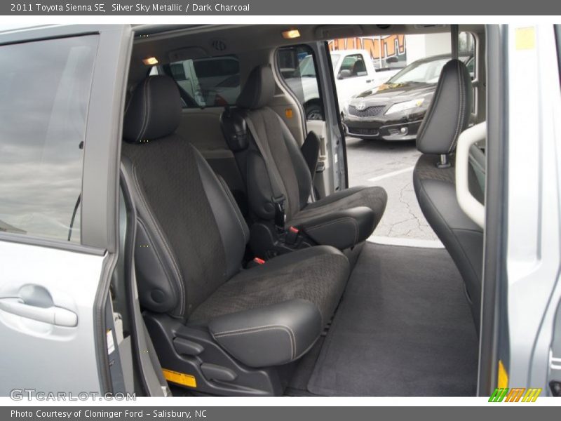 Silver Sky Metallic / Dark Charcoal 2011 Toyota Sienna SE