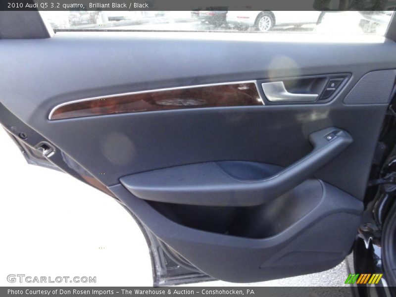 Brilliant Black / Black 2010 Audi Q5 3.2 quattro