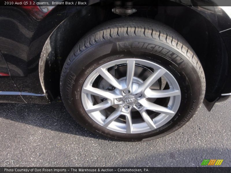 Brilliant Black / Black 2010 Audi Q5 3.2 quattro
