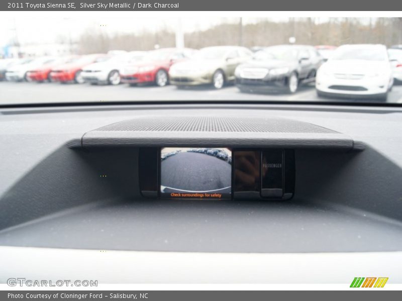 Silver Sky Metallic / Dark Charcoal 2011 Toyota Sienna SE