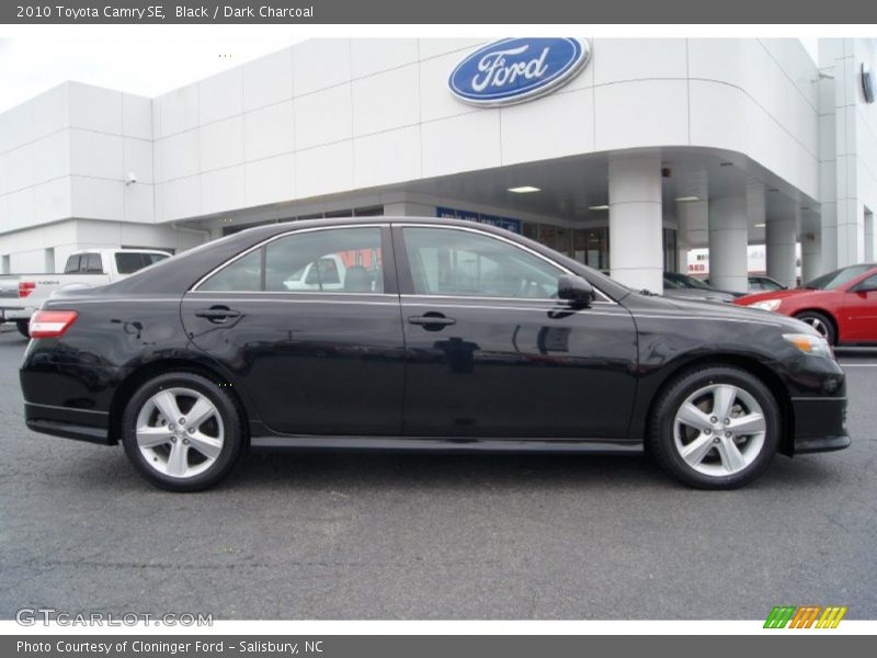 Black / Dark Charcoal 2010 Toyota Camry SE