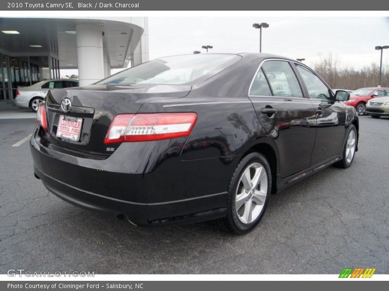 Black / Dark Charcoal 2010 Toyota Camry SE