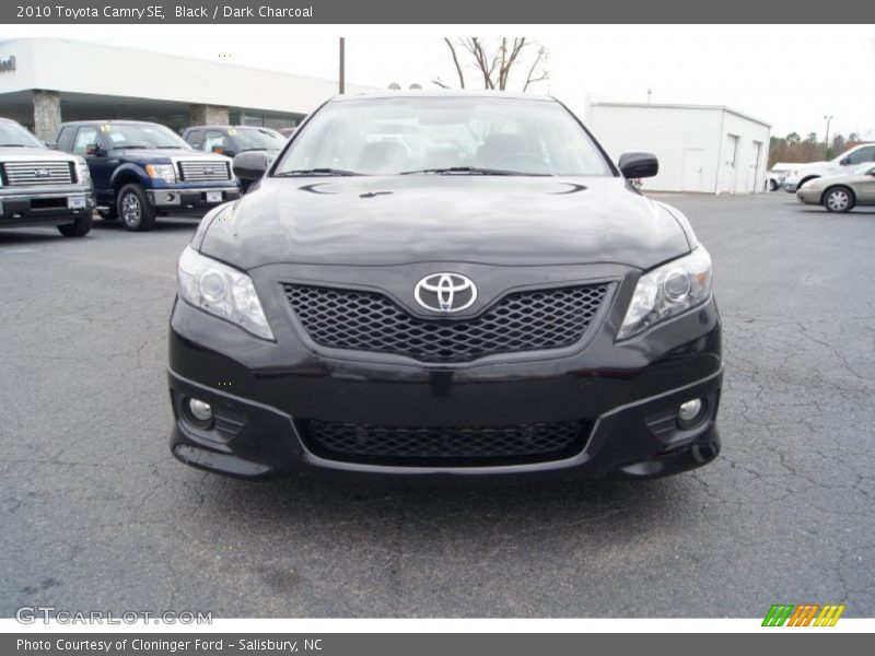 Black / Dark Charcoal 2010 Toyota Camry SE