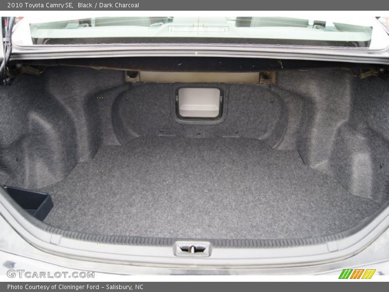 Black / Dark Charcoal 2010 Toyota Camry SE