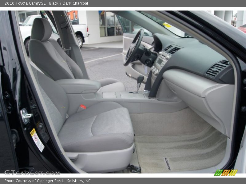 Black / Dark Charcoal 2010 Toyota Camry SE
