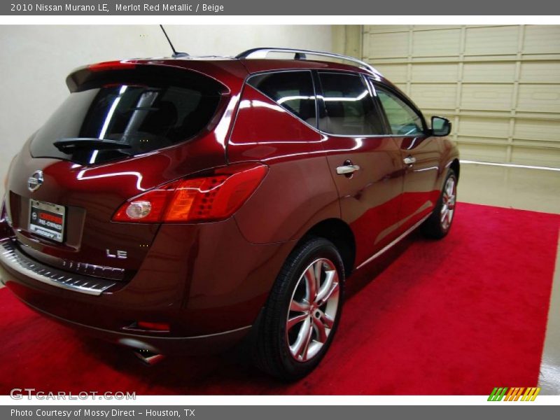 Merlot Red Metallic / Beige 2010 Nissan Murano LE