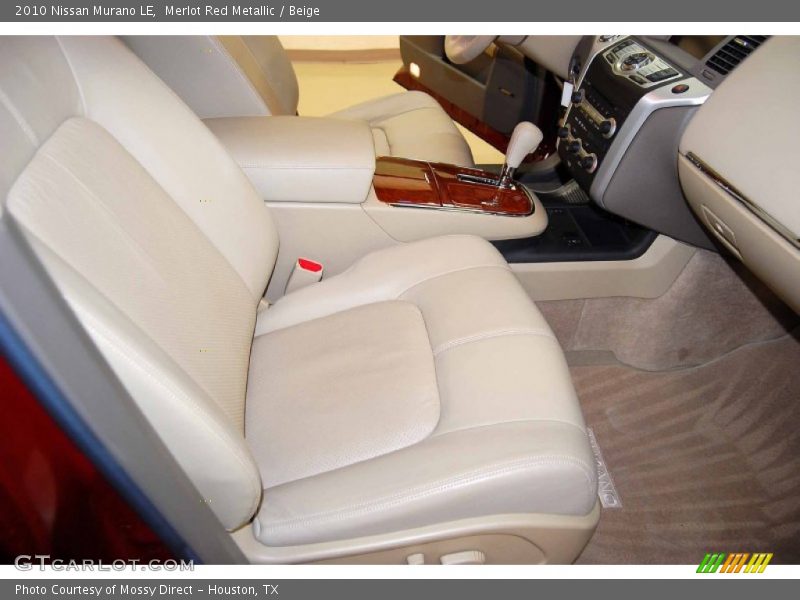 Merlot Red Metallic / Beige 2010 Nissan Murano LE