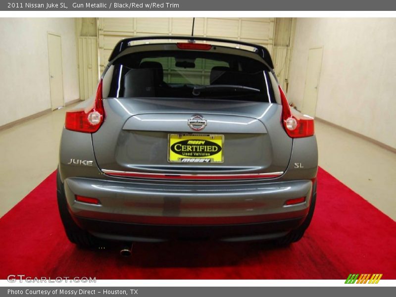 Gun Metallic / Black/Red w/Red Trim 2011 Nissan Juke SL