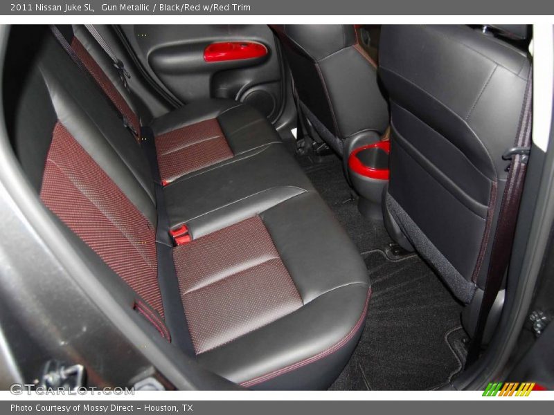  2011 Juke SL Black/Red w/Red Trim Interior