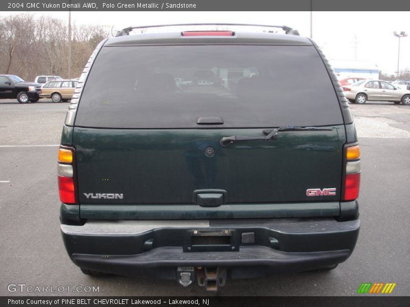 Polo Green Metallic / Sandstone 2004 GMC Yukon Denali AWD