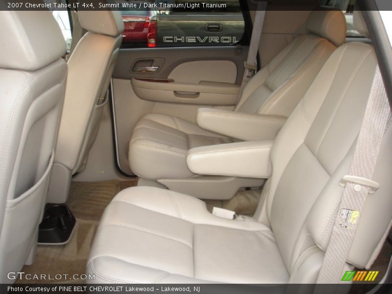 Summit White / Dark Titanium/Light Titanium 2007 Chevrolet Tahoe LT 4x4
