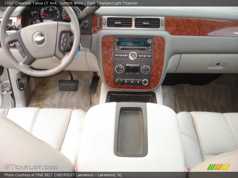 Summit White / Dark Titanium/Light Titanium 2007 Chevrolet Tahoe LT 4x4