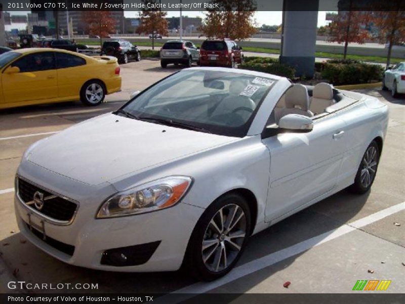 Ice White / Soverign Hide Calcite Leather/Off Black 2011 Volvo C70 T5
