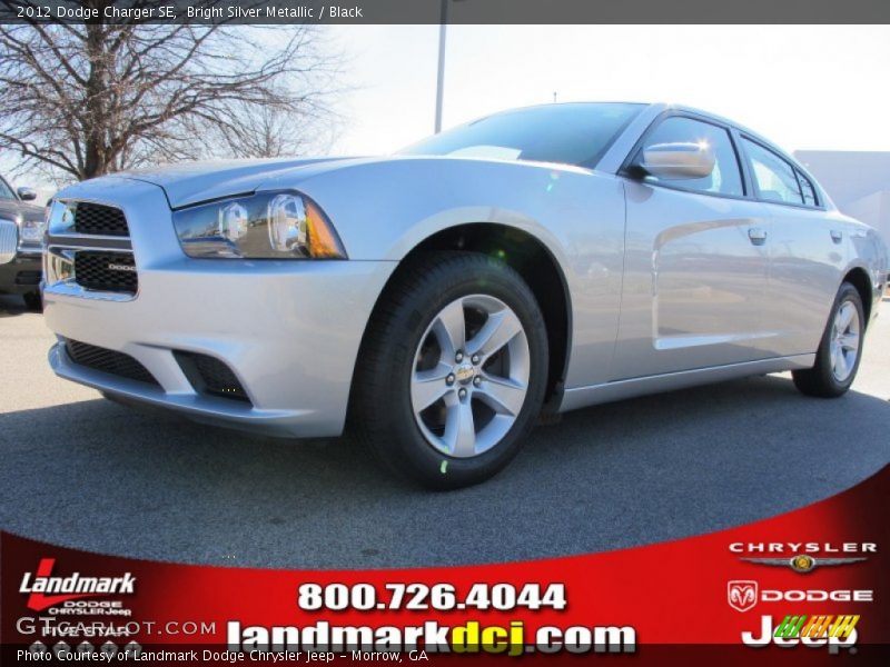 Bright Silver Metallic / Black 2012 Dodge Charger SE